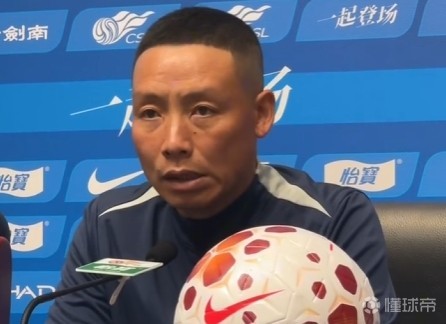 陈涛：玄智健和本科维奇继续缺阵，前者的伤病情况比较严重